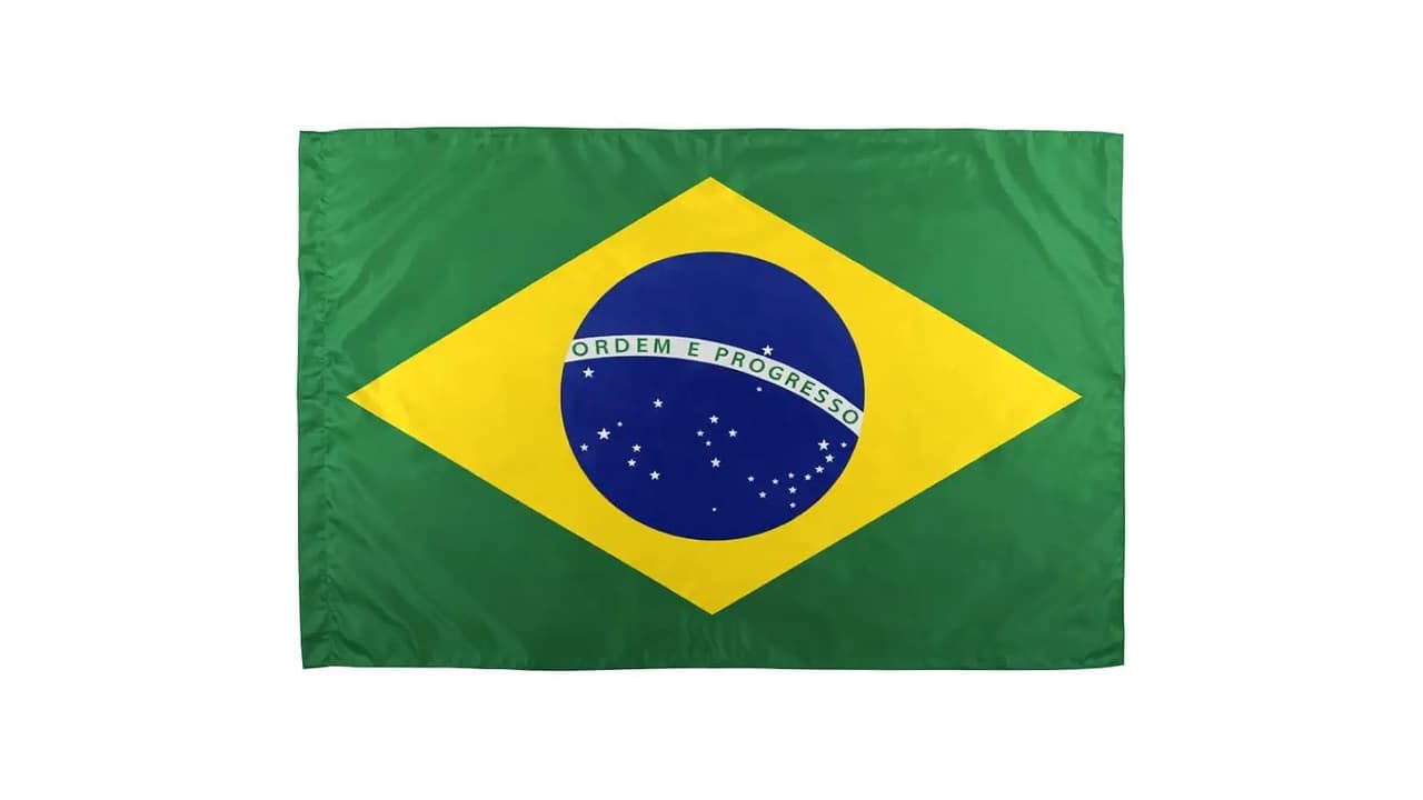 Qual Melhor Bandeira do Brasil Oficial em Poliéster: Durabilidade e Design para Uso Interno e Externo