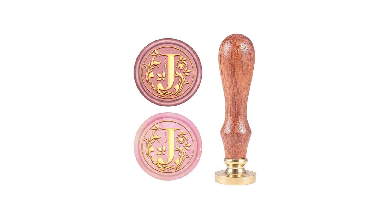 Qual Melhor Carimbo Personalizado para Lacre de Cera de Convite? Escolha o Desenho Perfeito para Seu Casamento