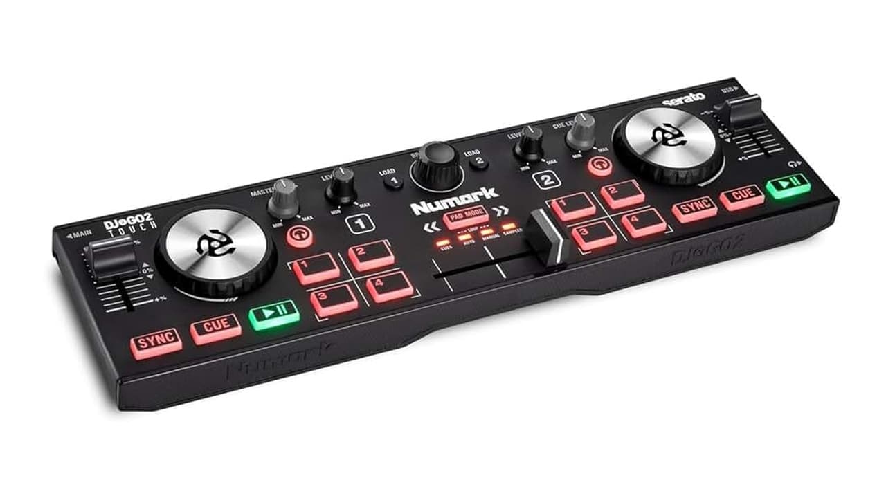 Qual o Melhor Software para DJ Profissional? 10 Controladores para Elevar suas Mixagens